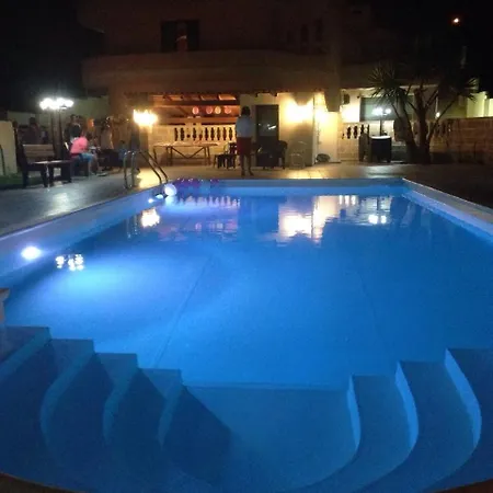Tatil Evi Casa Salento Con Piscina E Barbecue Ruffano