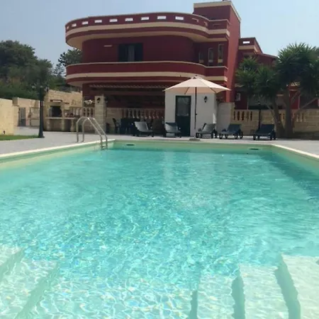 Casa Salento Con Piscina E Barbecue Tatil Evi