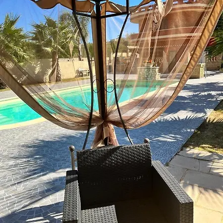 Casa Salento Con Piscina E Barbecue Holiday home